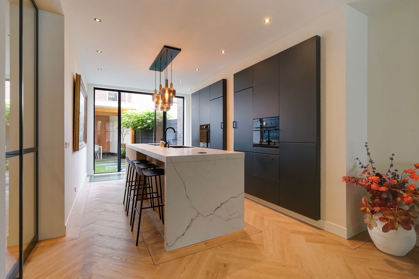 Photo 1 of Valkenboskade 613