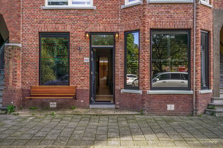 Photo 3 of Valkenboskade 613