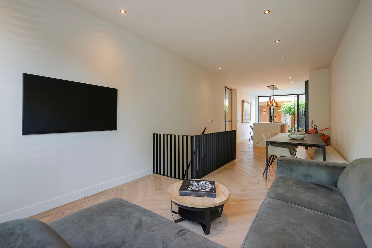 Photo 20 of Valkenboskade 613