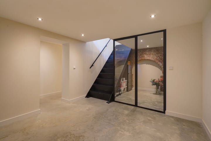 Photo 27 of Valkenboskade 613