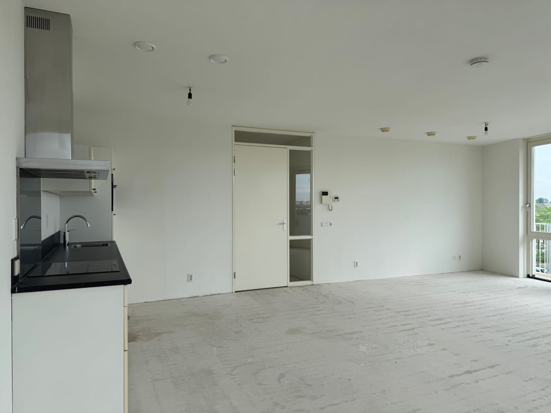 Photo 8 of Victoriameer 81