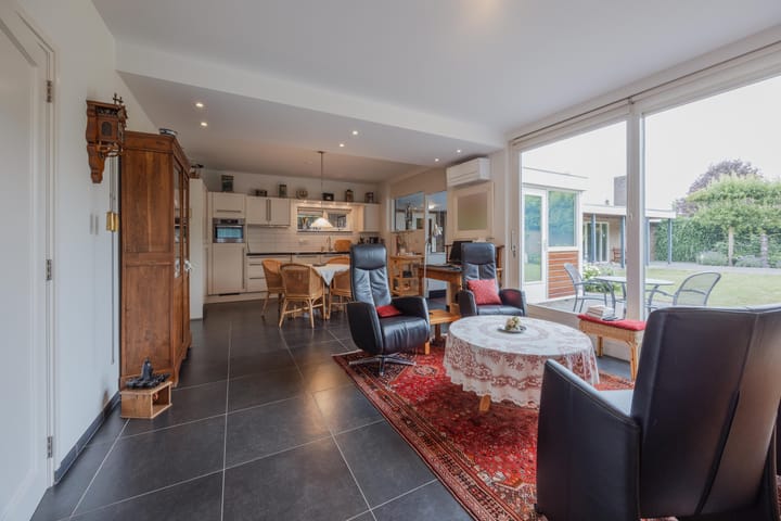 Foto 34 van Ambachtsherenlaan 65