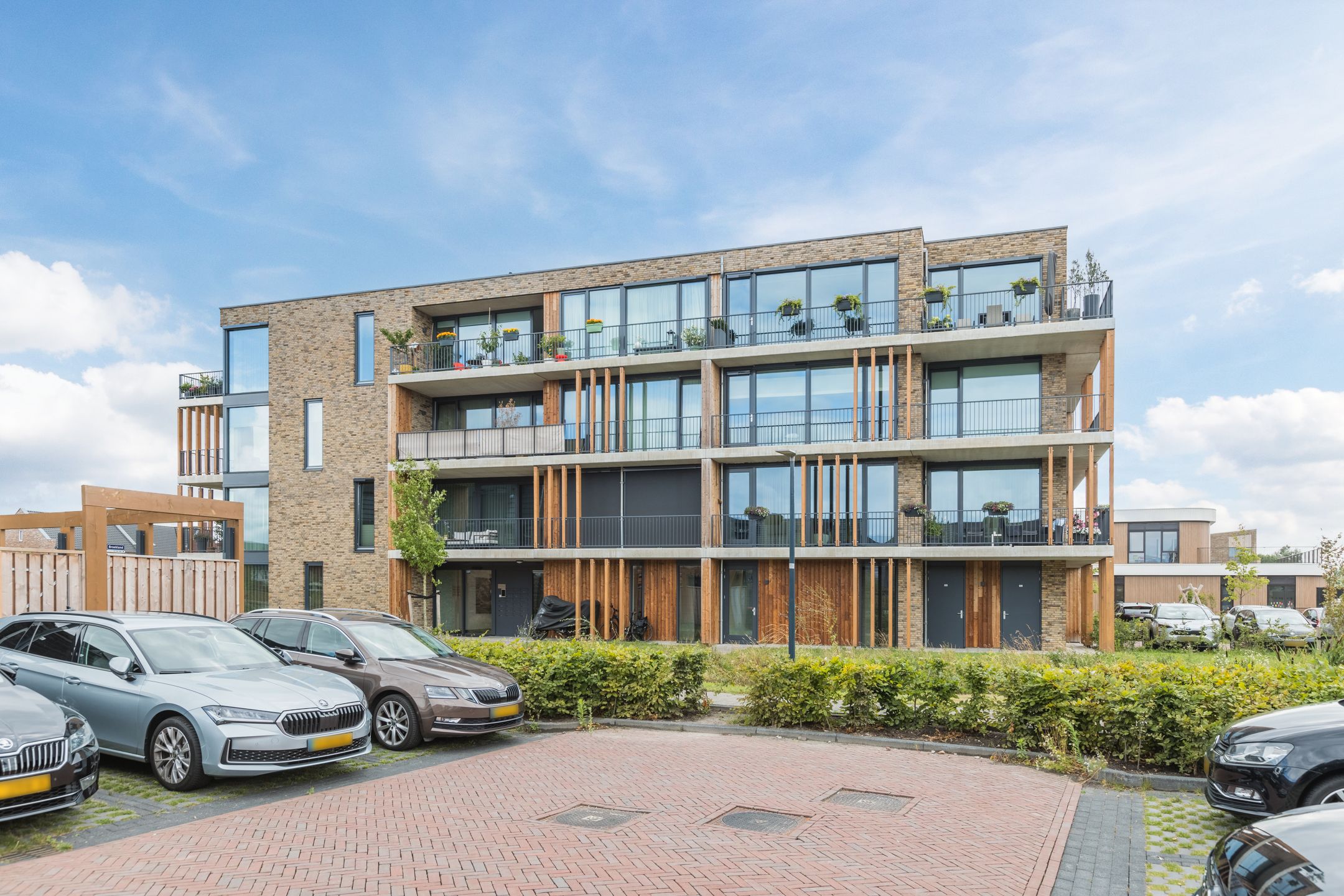 Photo 3 of Broekland 44