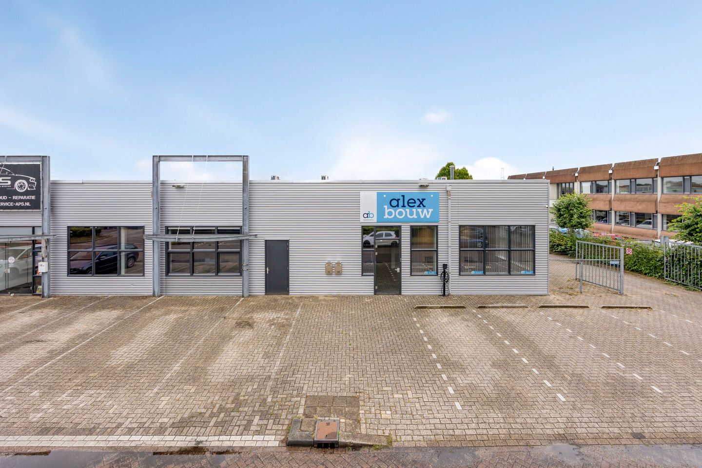 Bekijk foto 1 van Voltastraat 17-L