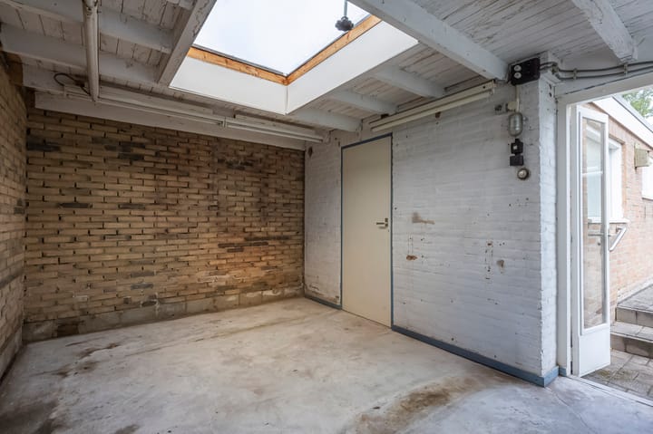 Foto 18 van Saroleaplantsoen 1