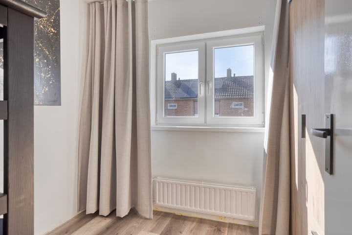 Foto 17 van Pieter de Hooghstraat 31