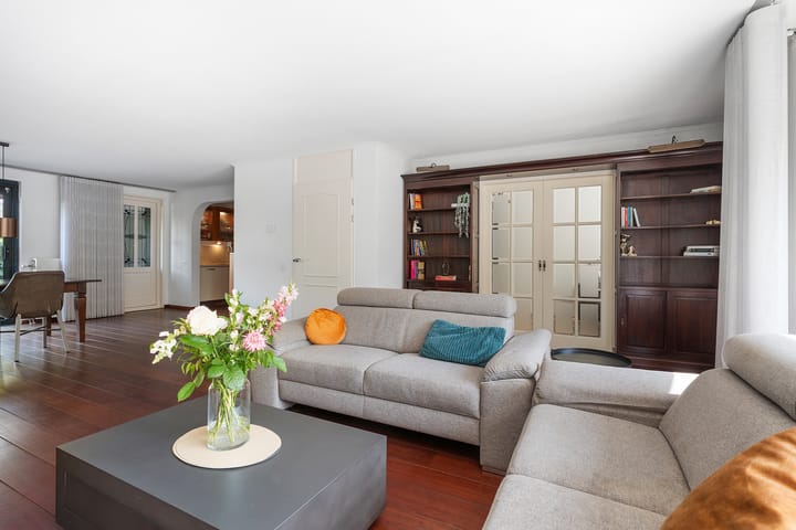 Foto 11 van Godfried Bomansstraat 23