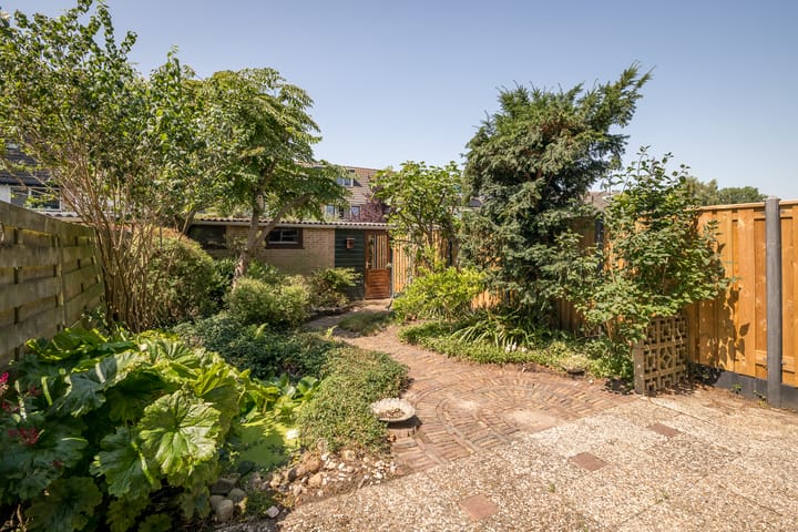 Photo 29 of Overstort 5