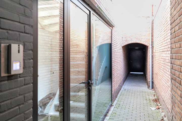 Foto 6 van Stuijvenburchstraat 143-D