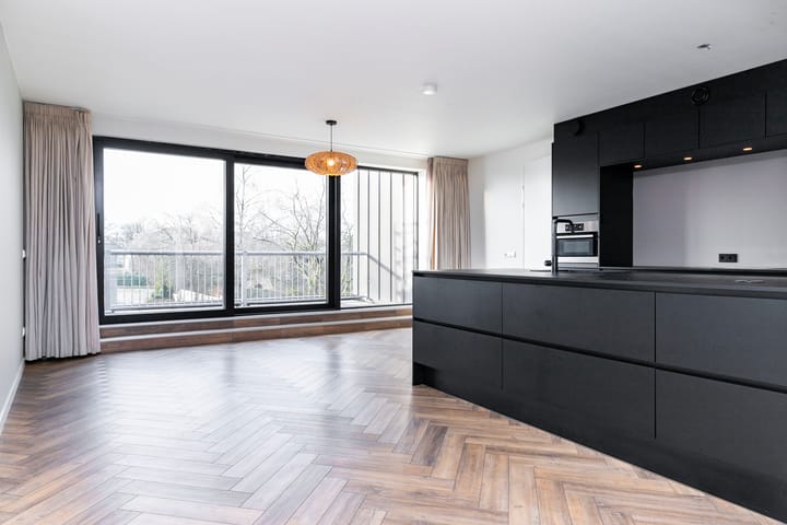 Foto 14 van Stuijvenburchstraat 143-D