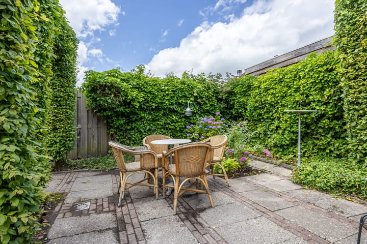 Foto 20 van Amethyst 34