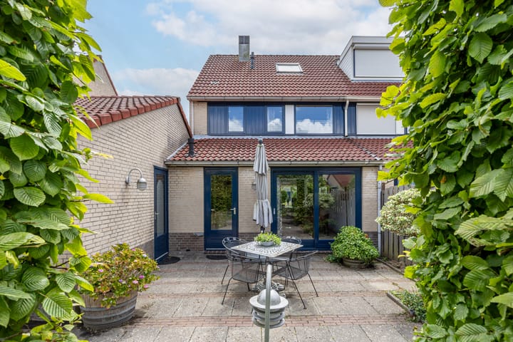 Foto 21 van Amethyst 34