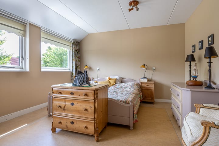 Foto 25 van Amethyst 34