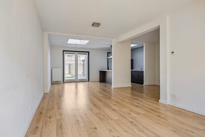 Photo 2 of Scherpakkerstraat 6