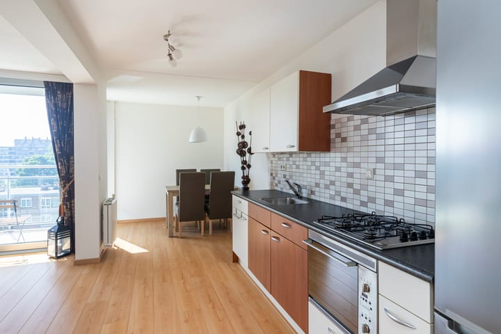 Foto 9 van Leyweg 1300-B