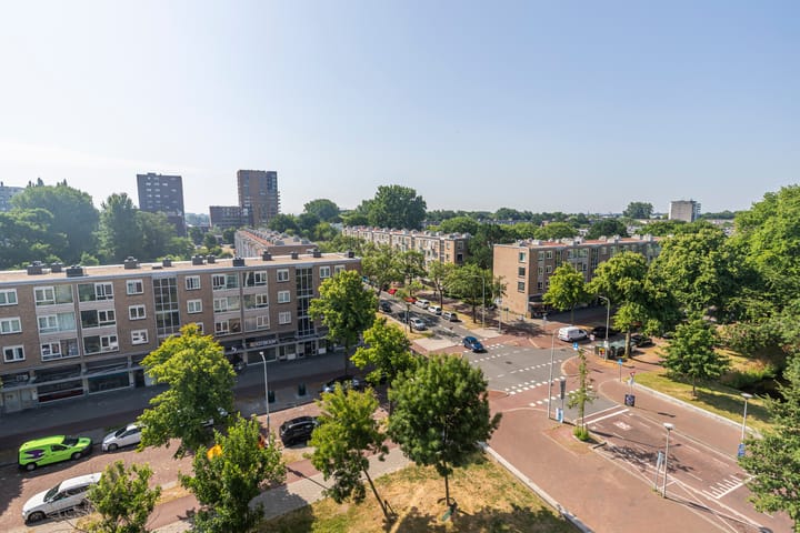 Foto 13 van Leyweg 1300-B