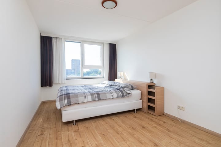 Foto 16 van Leyweg 1300-B