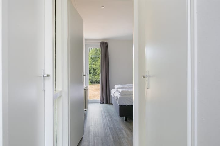 Foto 20 van De Bloemert 1-47