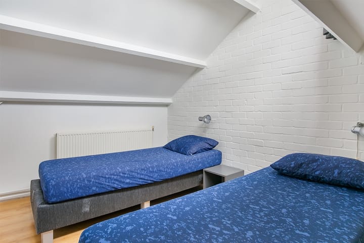 Foto 29 van De Bloemert 1-47