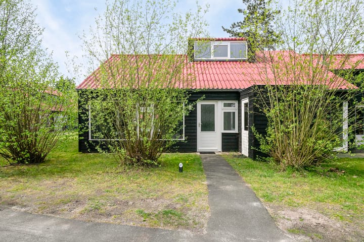 Foto 32 van De Bloemert 1-47