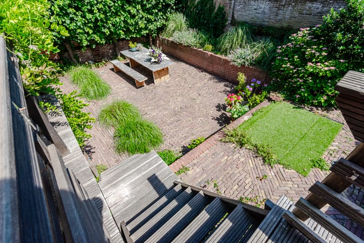 Foto 12 van Brederodestraat 73