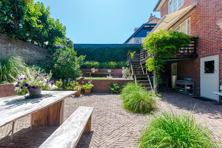 Foto 27 van Brederodestraat 73