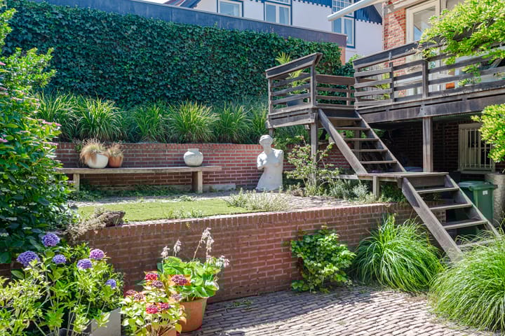 Foto 28 van Brederodestraat 73