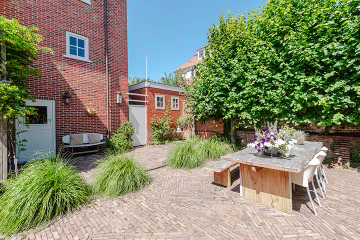 Foto 31 van Brederodestraat 73