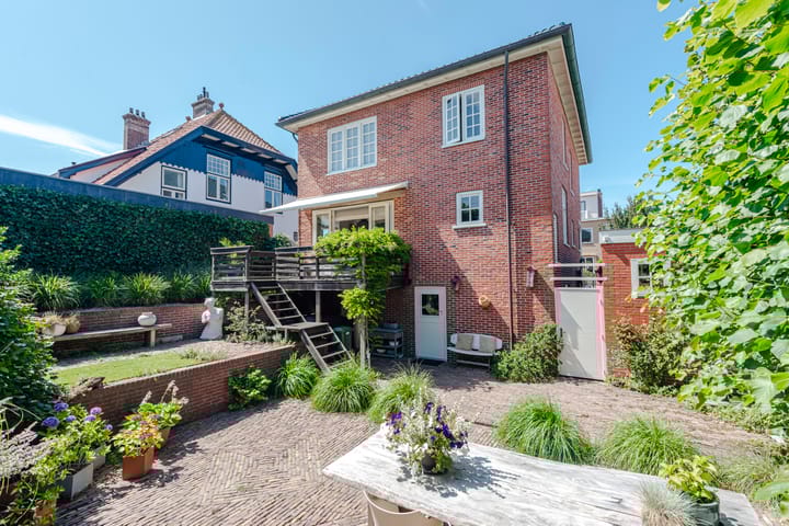 Foto 33 van Brederodestraat 73