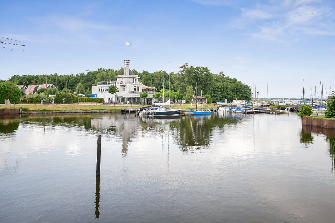 Foto 43 van De Bloemert 1-47