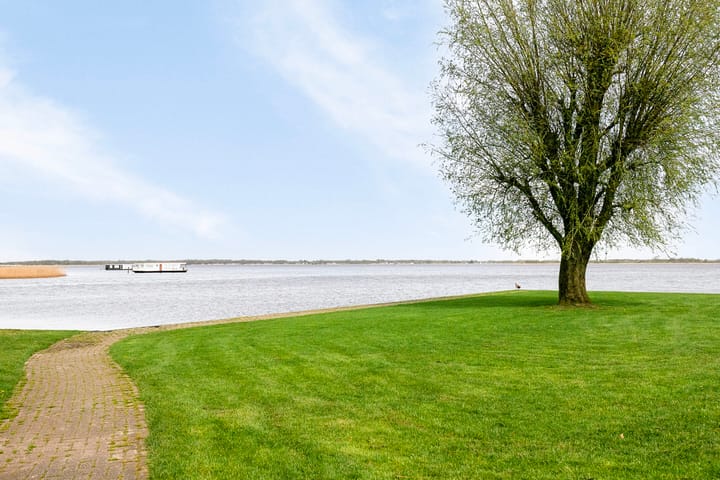 Foto 46 van De Bloemert 1-47