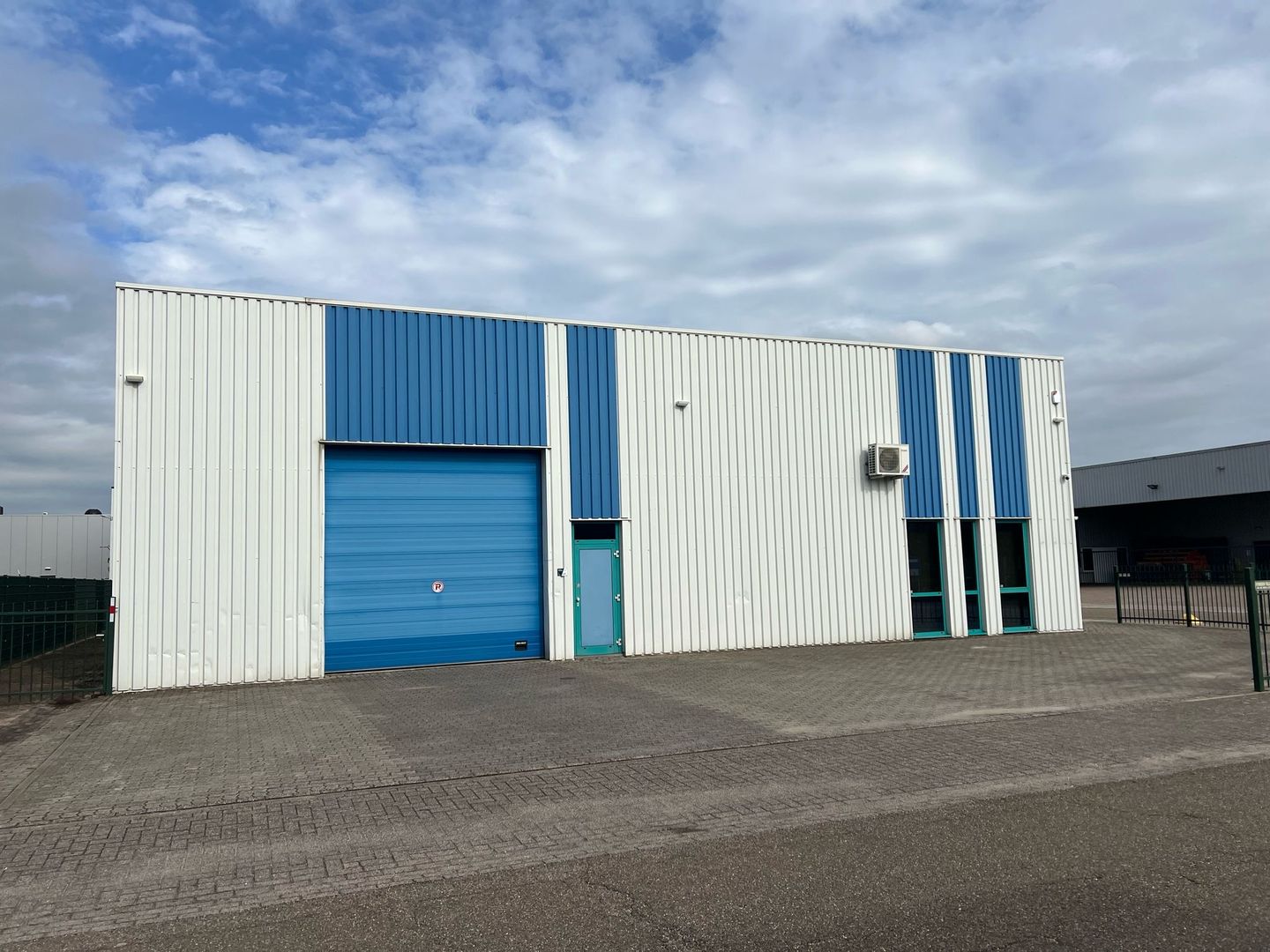 Bekijk foto 3 van Mercuriusweg 10