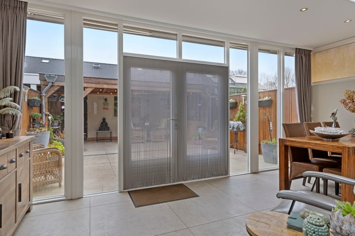 Foto 21 van Meeuwstraat 27