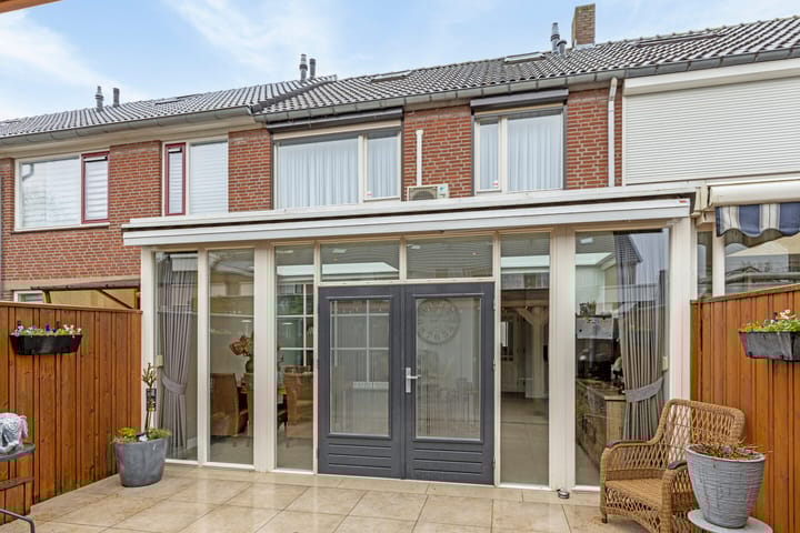 Foto 32 van Meeuwstraat 27