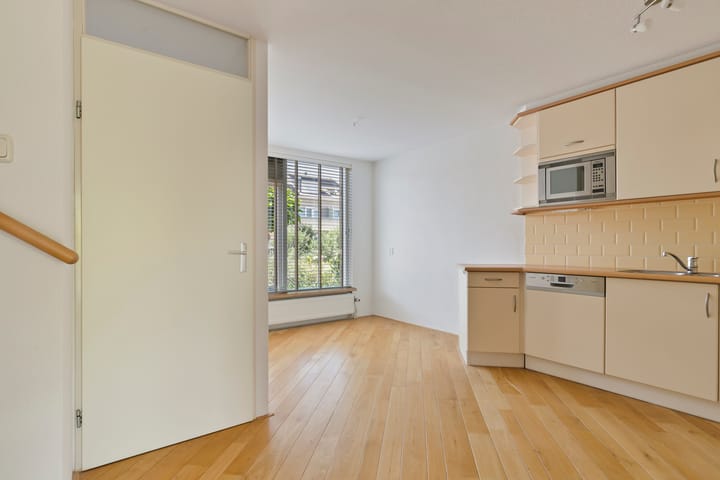 Foto 6 van Morellenstraat 10