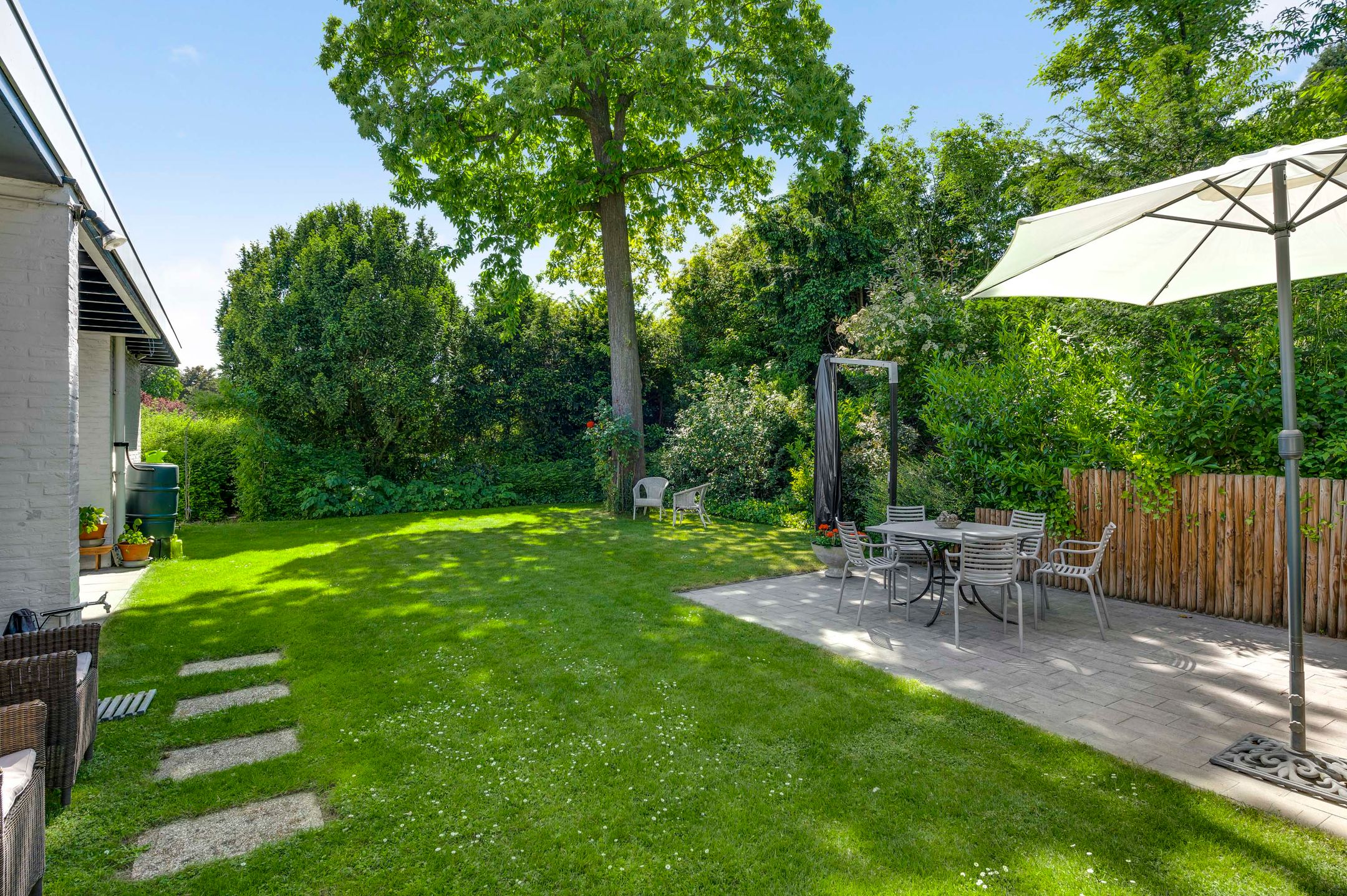 Foto 24 van Athoslaan 108