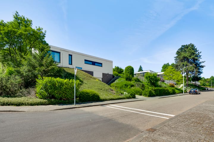 Foto 25 van Athoslaan 108