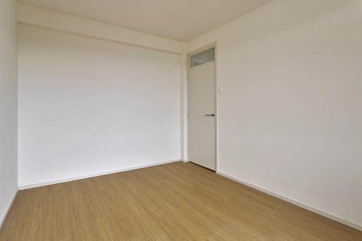 Photo 10 of Michiel de Ruyterweg 107-A