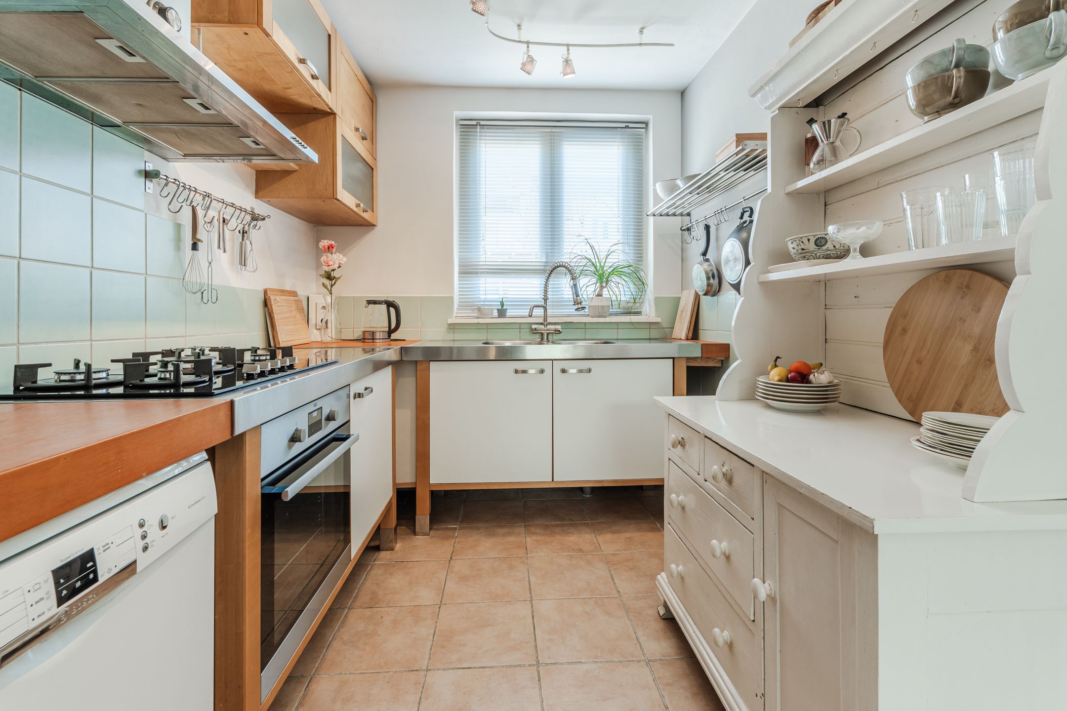 Photo 12 of Le Sage ten Broekstraat 12