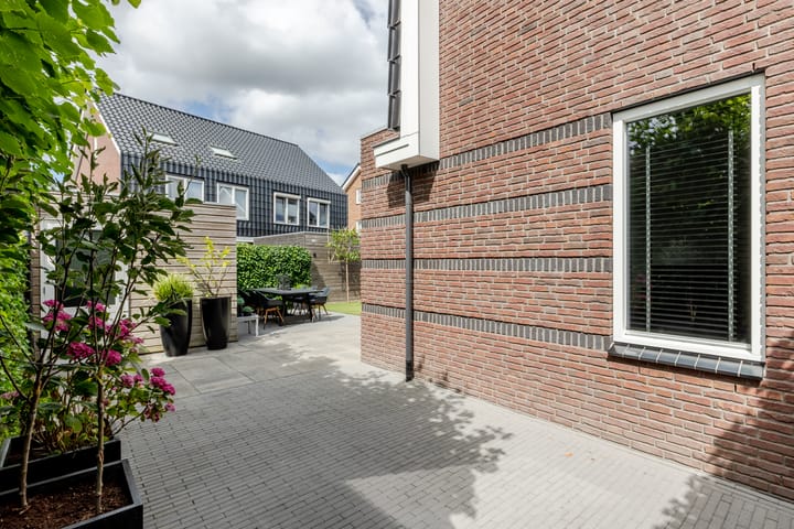 Foto 44 van Adriaan Prinslaan 12