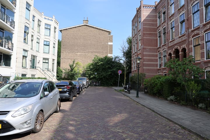 Foto 9 van Obrechtstraat 399-A