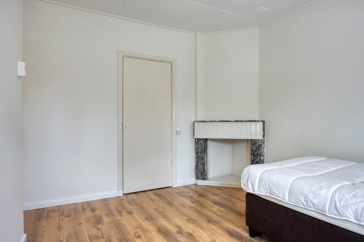 Foto 22 van Kalmoesstraat 132