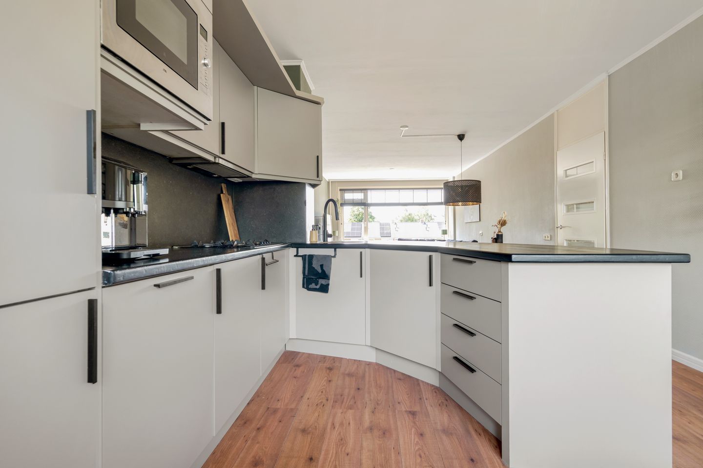 Foto 19 van Staringstraat 266