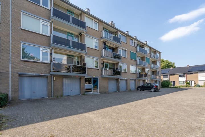 Foto 36 van Staringstraat 266