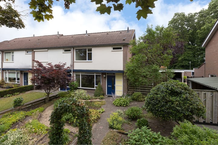 Photo 1 of Bronbeekstraat 55