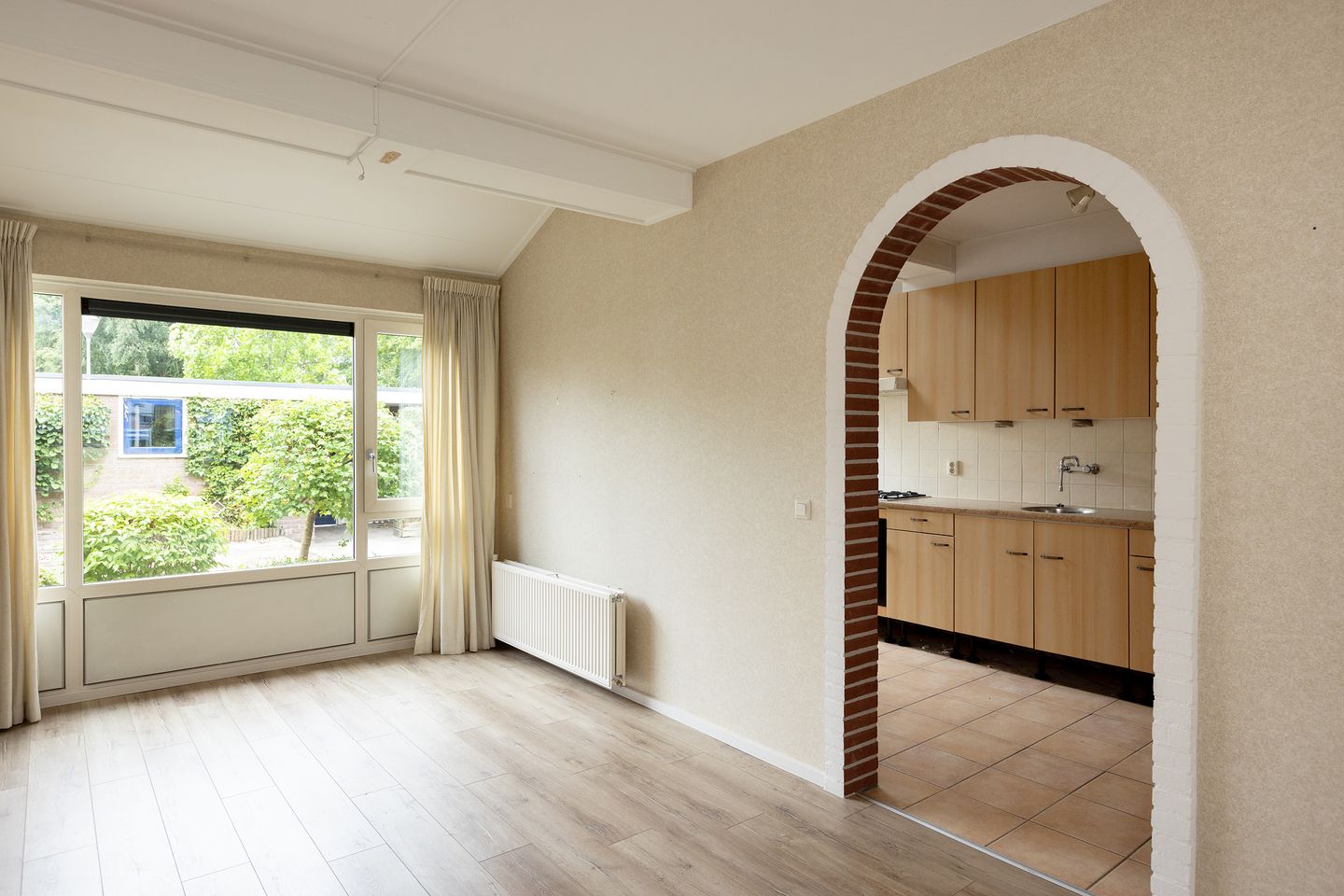 Photo 4 of Bronbeekstraat 55