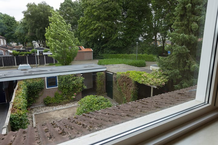 Photo 22 of Bronbeekstraat 55