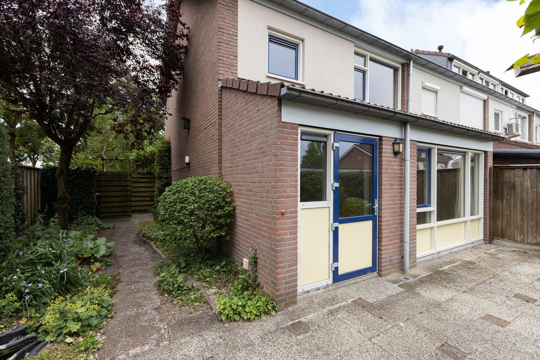 Photo 26 of Bronbeekstraat 55