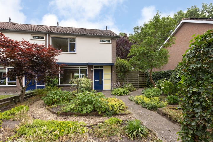 Photo 27 of Bronbeekstraat 55