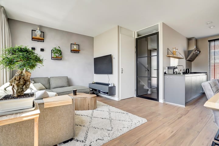 Foto 9 van Schoenmaker 7